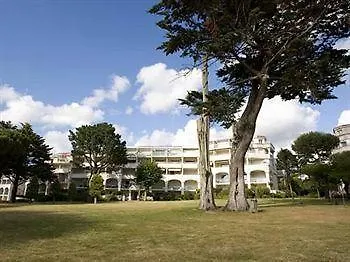 Hotel Pierre & Vacances Royal Park