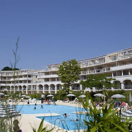 Pierre & Vacances Royal Park Resort 3*
