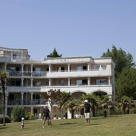 Pierre & Vacances Royal Park 3*
