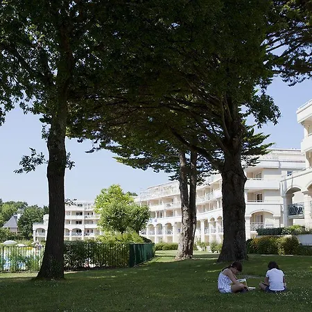 Hotel Pierre & Vacances Royal Park 3*