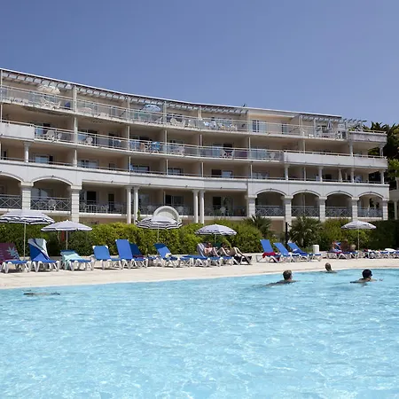 Hotel Pierre & Vacances Royal Park