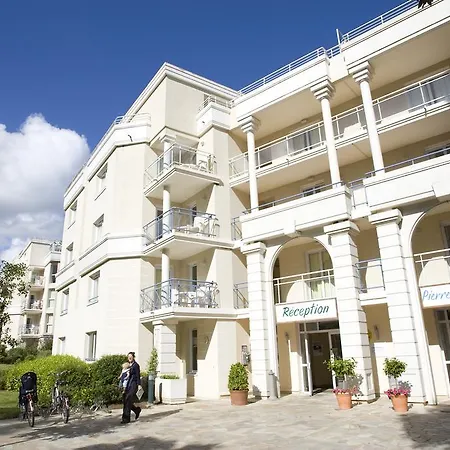 Hotel Pierre & Vacances Royal Park