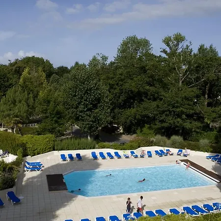 Resort Pierre & Vacances Royal Park 3*